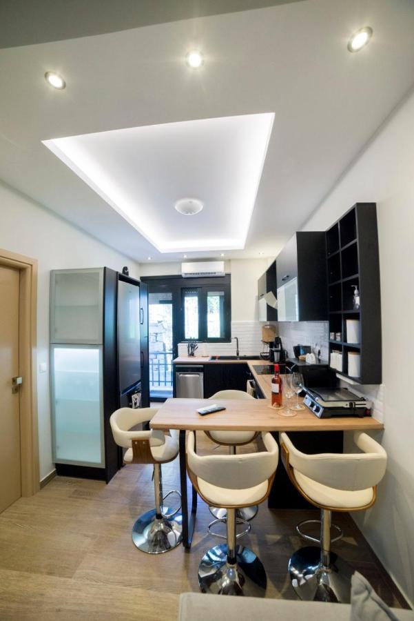Luxurious Apartment In The Heart Of Town ! Loutráki Exterior foto