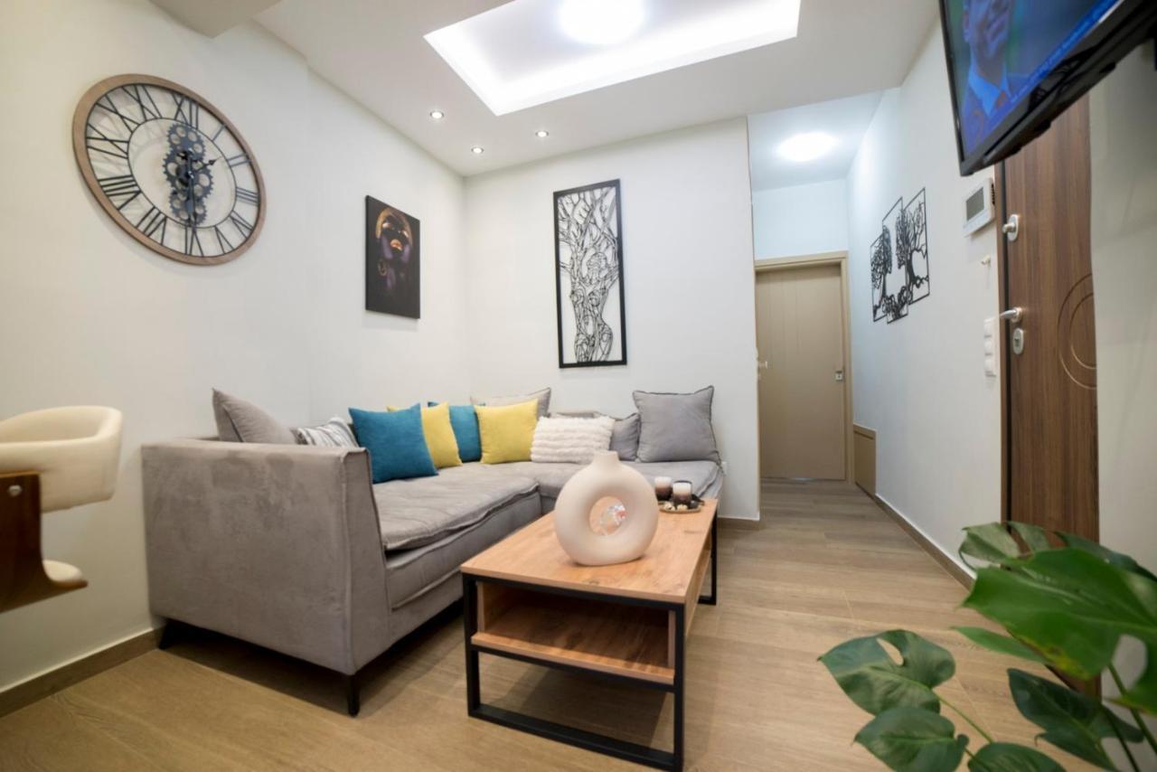 Luxurious Apartment In The Heart Of Town ! Loutráki Exterior foto