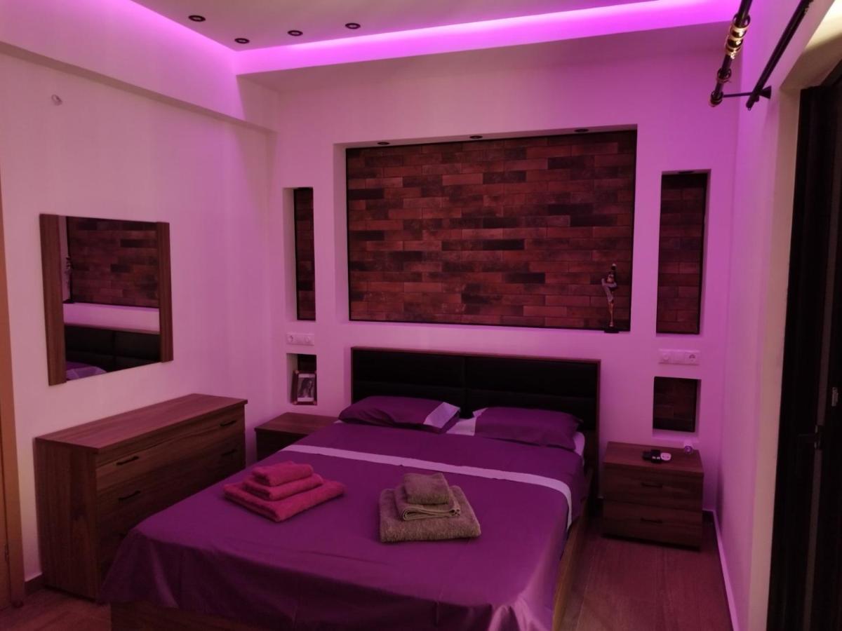 Luxurious Apartment In The Heart Of Town ! Loutráki Exterior foto