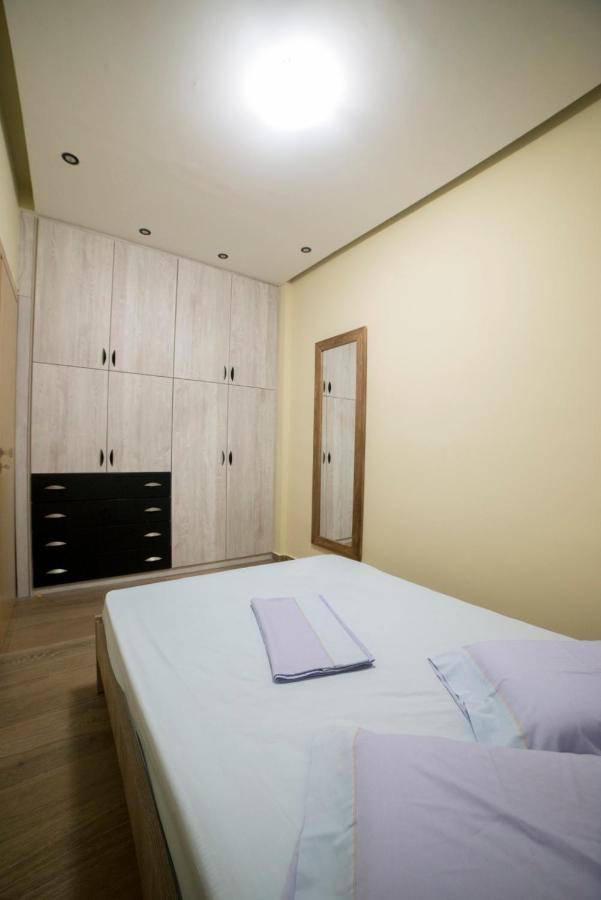 Luxurious Apartment In The Heart Of Town ! Loutráki Exterior foto