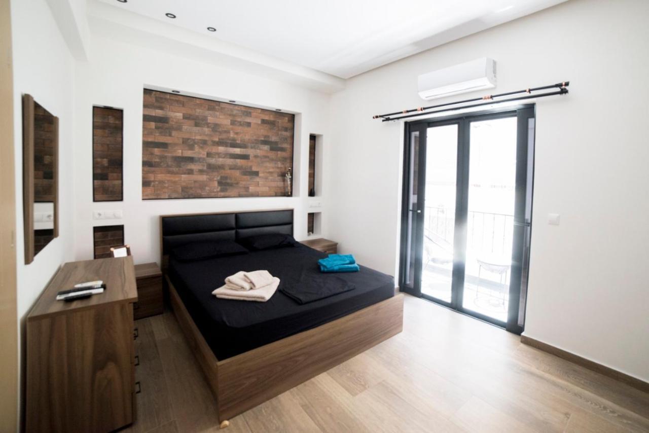 Luxurious Apartment In The Heart Of Town ! Loutráki Exterior foto